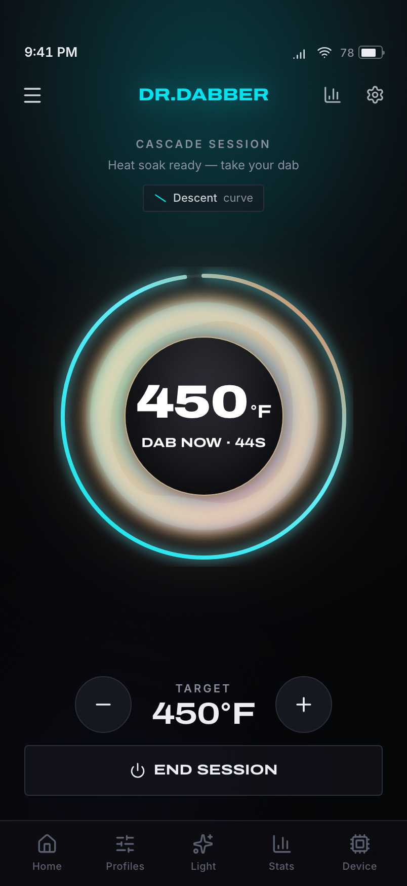 Session screen — the Aurora Core mid-heat with a live temperature ring climbing toward the setpoint and a Dab Now countdown